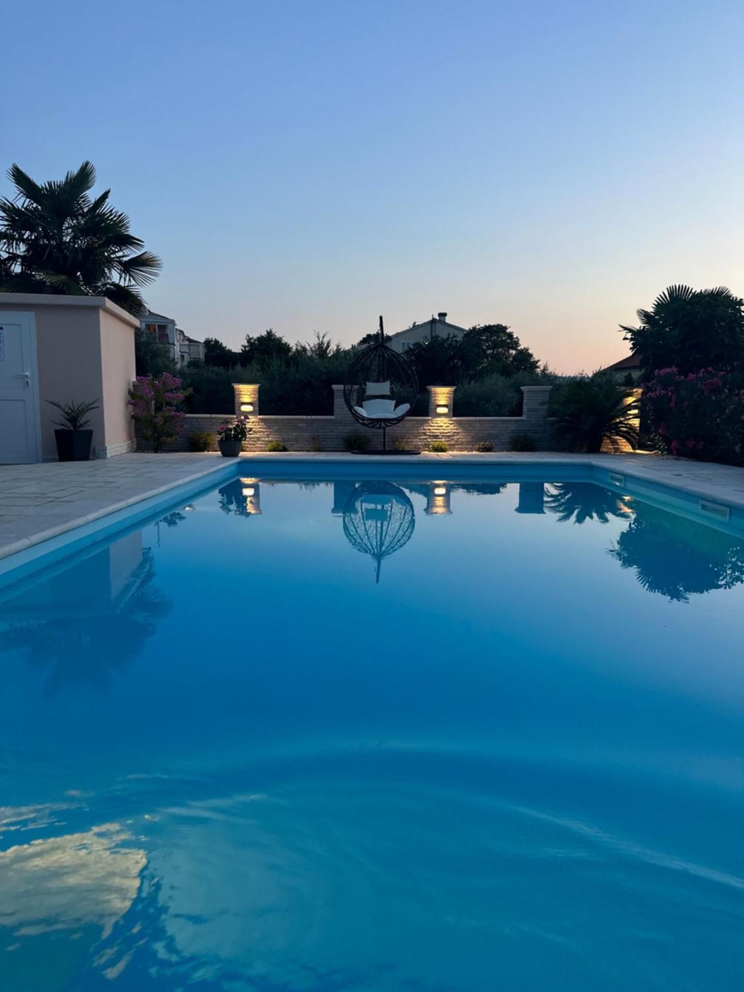 Holiday House Serenity Malinska Exterior photo