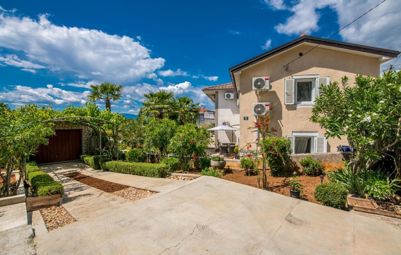 Holiday House Serenity Malinska Exterior photo